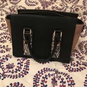 Charming Charlie Purse